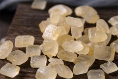 冰糖是凉性还是热性，黄冰糖和白冰糖的区别