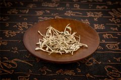金银花不能和什么一起吃，金银花泡水喝的功效