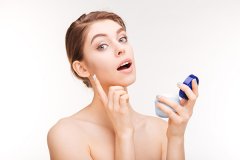 女人人参泡水喝的功效，女人人参泡水喝有什么功效呢