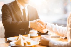 新冠人摸过的东西多久能传染，阳性碰过的东西怎么消毒